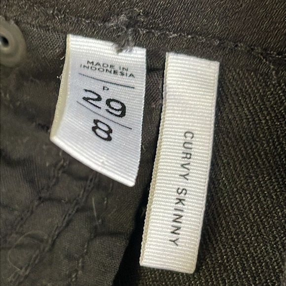 LOFT Black Curvy Skinny Jeans - Picture 5 of 7